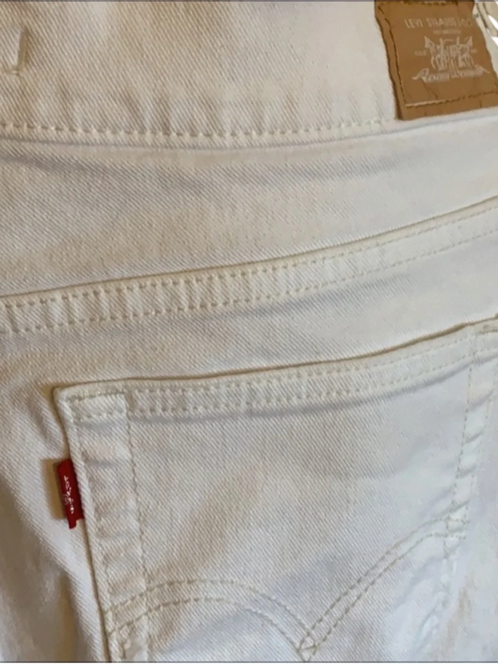 Levi’s 515 White Denim Cuffed Shorts Excellent Condition High Rise Sz 14